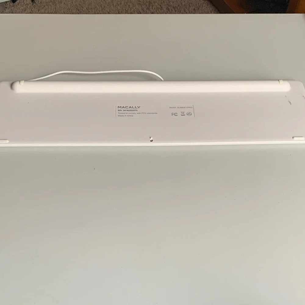 White Wired Keyboard